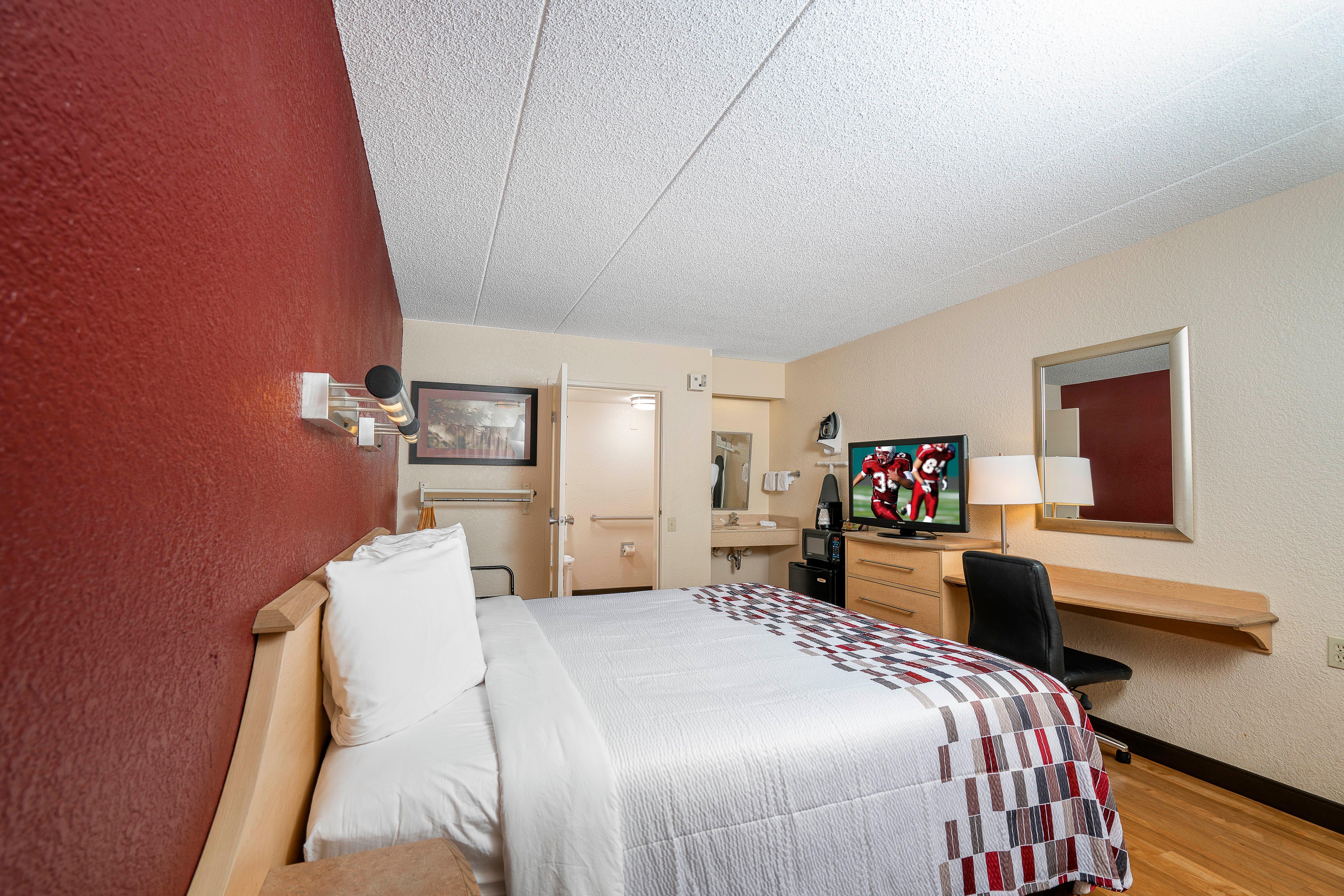 Red Roof Inn Philadelphia - Oxford Valley Langhorne Dış mekan fotoğraf