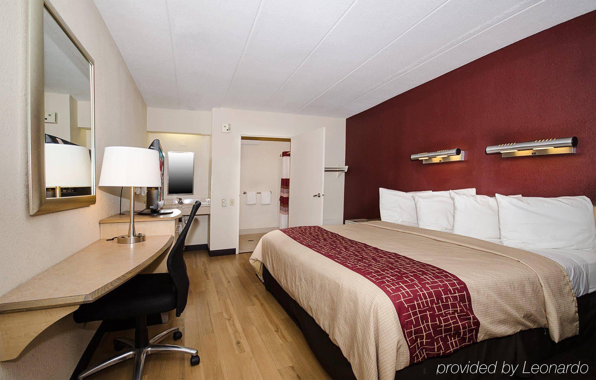 Red Roof Inn Philadelphia - Oxford Valley Langhorne Dış mekan fotoğraf